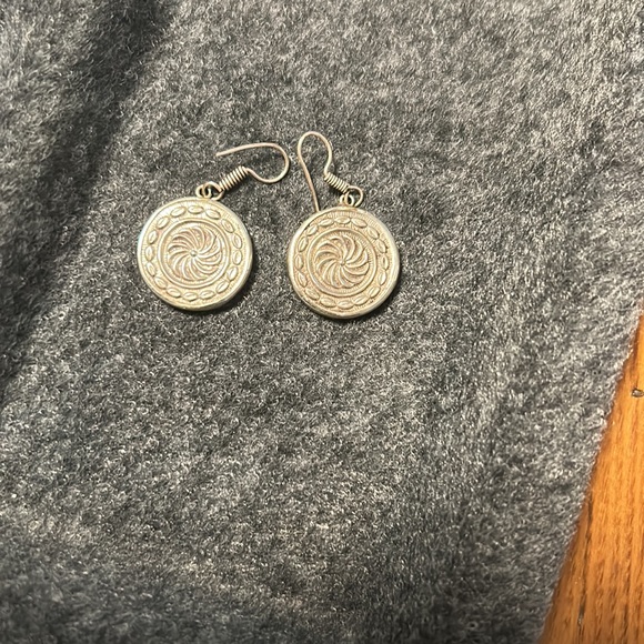 Rajasthani Princess Earrings - Picture 2 of 3